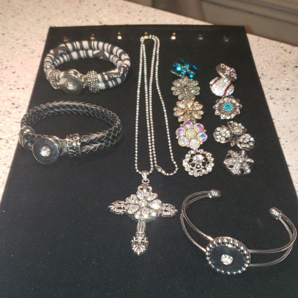 SNAP Jewelry - Picture 5 of 6